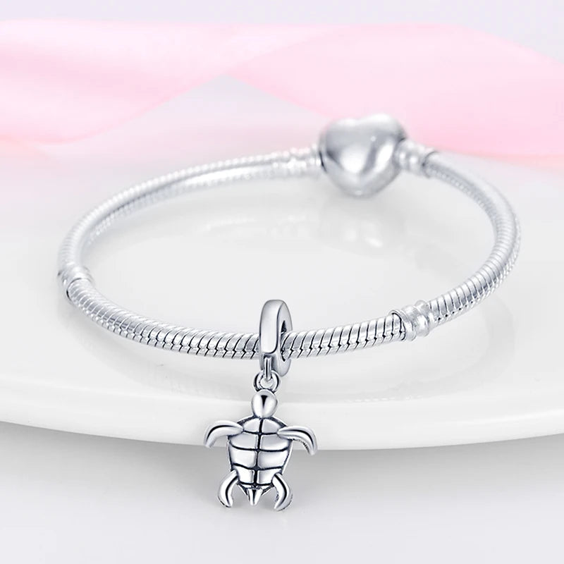 Hot Sale silver-plated Glow in the dark Firefly Honeybee Star Charms Beads Fit Qikaola Original Bracelets Fine DIY Jewelry Gift