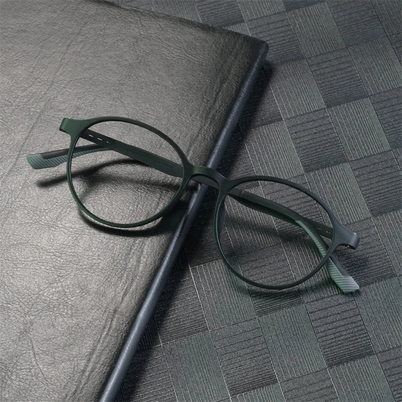 New Ultralight Rubber Titanium Alloy TR90 Myopia Glasses Retro Round Optical Prescription Eyeglasses Frame Men And Women Eyewear